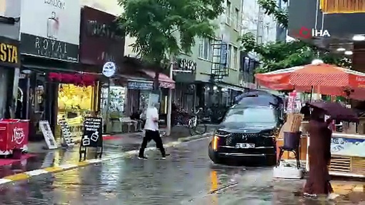 Iğdır'da sağanak yağış etkili oldu