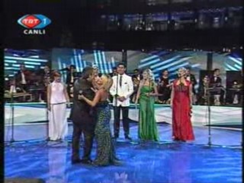 AKŞAM SEFASI - AYŞEN BİRGOR