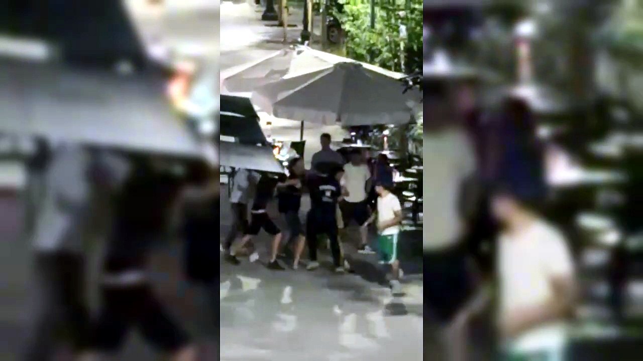 Movida violenta a Sassari,  scazzottata davanti al tribunale in via Roma: ragazzo scaraventato a terra due volte