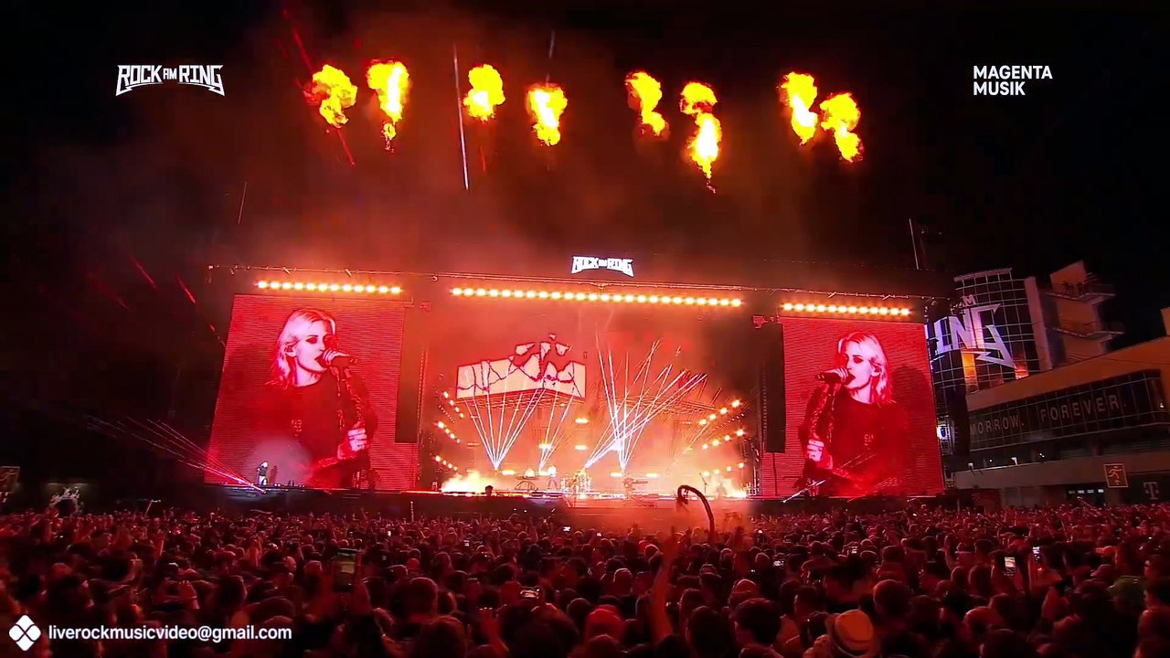 Linkin Park - Heavy is the crown - Live @ Rock...