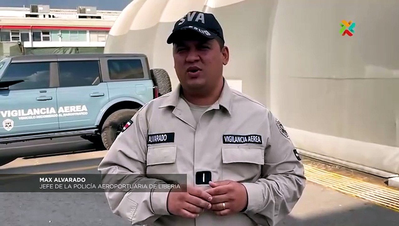 Video: Aparente intento de robo de carro termina con violenta detención frente al aeropuerto de Liberia [Full Movie]
