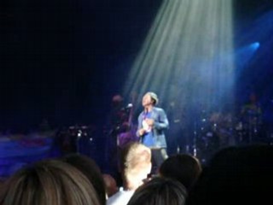 Christophe Maé Ca fait mal ( fin ) + Harmonica Ciney