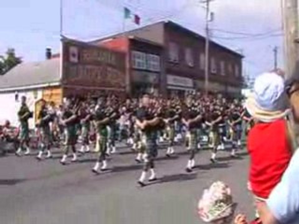Parade 2