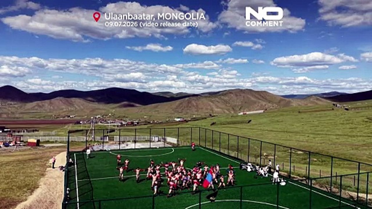 آمادگی کشتی‌گیران برای جشنواره نمادین نادام مغولستان