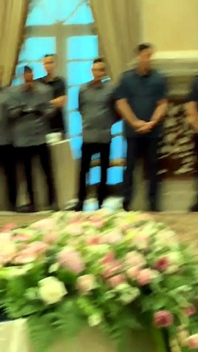 โมเมนต์ประวัติศาสตร์! "อนุทิน" เป่าแซกฯ ประสานเสียง "อันวาร์" ร้องเพลง My Way หลังหารือทวิภาคี (มีคลิป)
