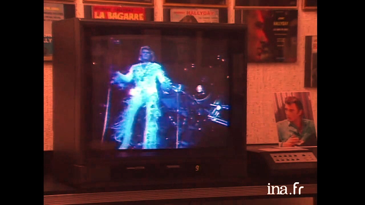 1990 - Johnny Hallyday : Patrick, un grand fan, dans Giga sur Antenne 2 (8 Mars)
