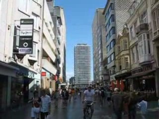 Ostende (Belgique) : rue commerçante