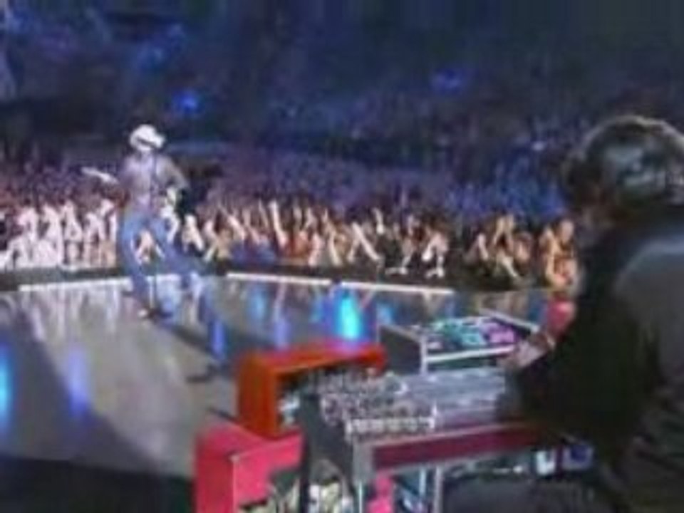 Brad Paisley - I'm still a guy