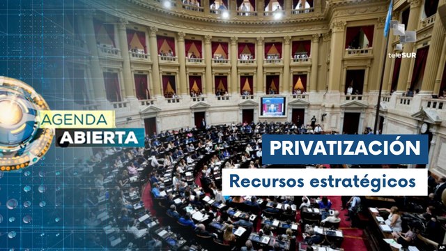 Argentina privatiza centrales nucleares y recursos estratégicos