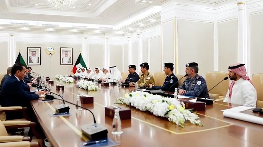 النائب الأول بحث مع وزير الخارجية العراقي تعزيز التنسيق في مختلف المجالات والقضايا المشتركة