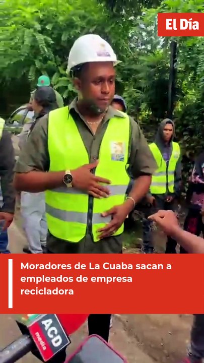 Moradores de La Cuaba sacan a empleados de empresa recicladora