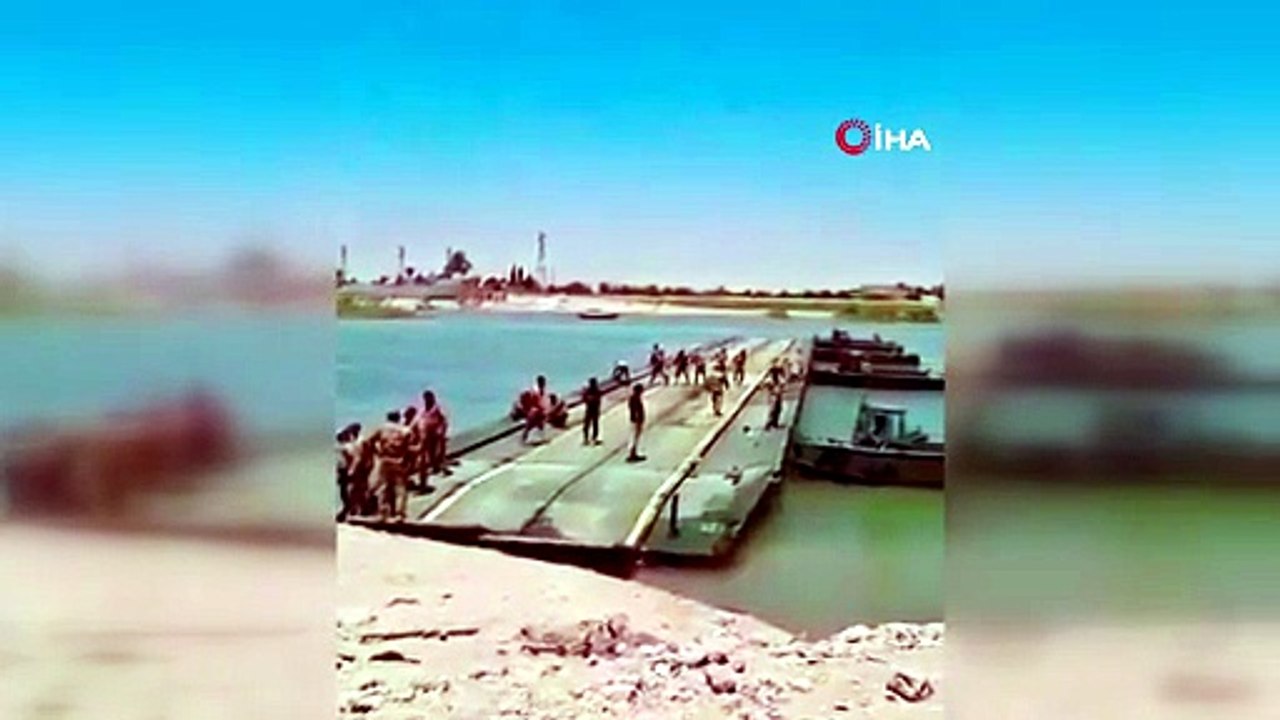 TSK ve Suriye ordusu, Fırat Nehri üzerinde yüzer köprü inşa etti