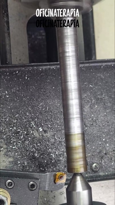 Usinando no mini torno com acabamento espelhado