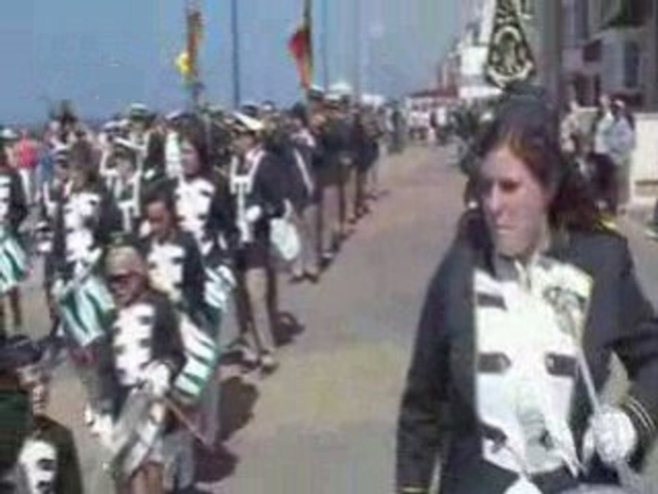 la fanfare de moulbaix et ses majorettes (belgique)