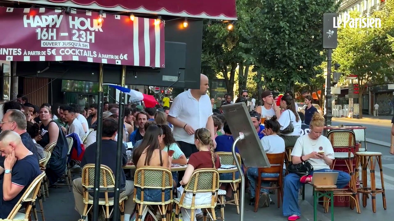 France-Maroc : les bars font le plein de supporters des deux équipes