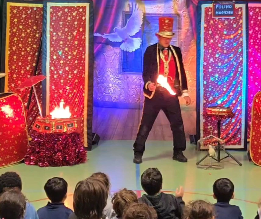 Polino Magicien-Jongleur
