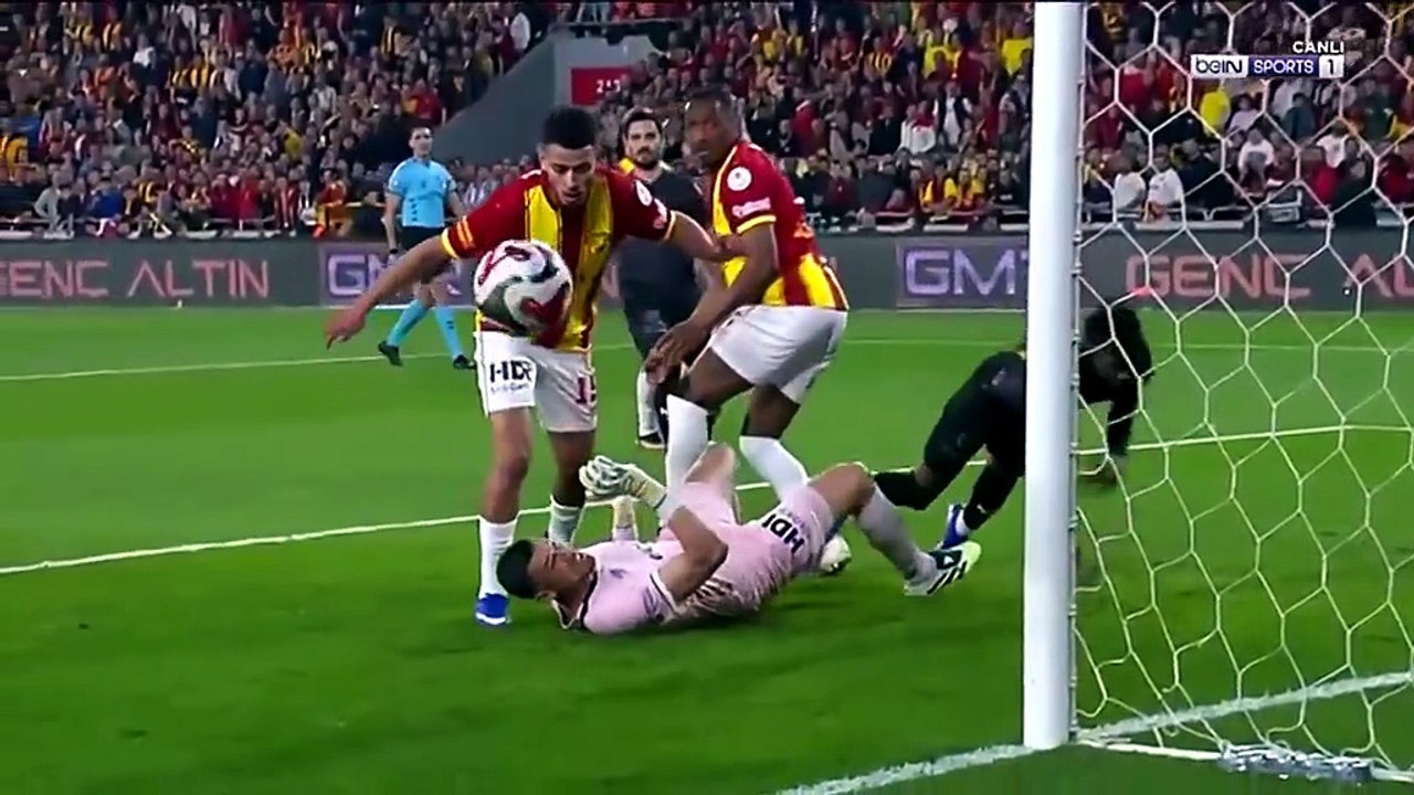 Göztepe SK vs. Galatasaray SK  1.DEVRE