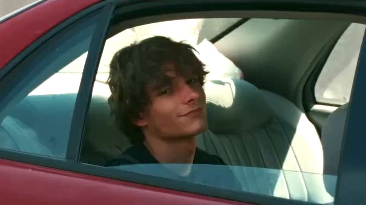 Idiots Trailer (2) OV