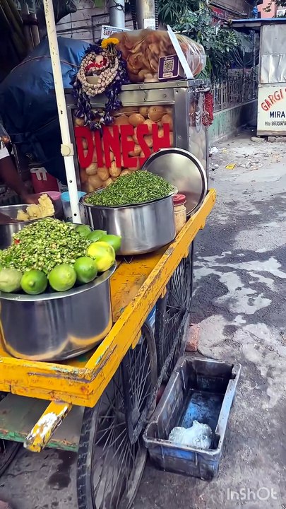 Pani puri in Kolkata. #panipuri #puchka #kolkata #food #streetfood