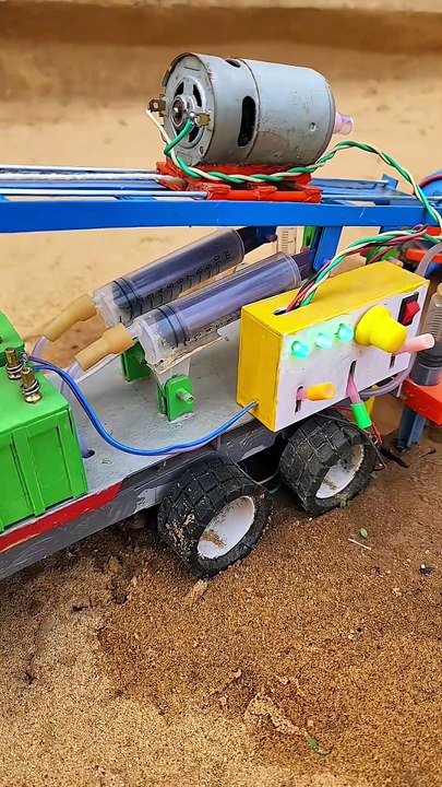 DIY Tractor Mini Borewell Drilling Machine _ Hydraulic Powered _ Motor Water Pump _ Science Project 1080P