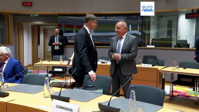 Η Ισπανία προτείνει νέο κοινό ευρωπαϊκό δανεισμό για την ενίσχυση του ευρώ