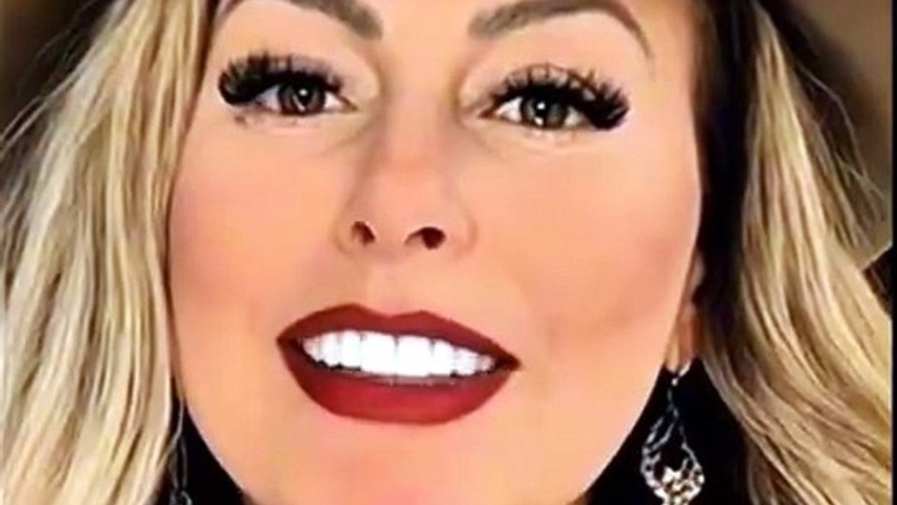 ⭐️Quem é Déia Damely? | Minha História, Meu Sonho e Minha Paixão Pela Música Sertaneja Country⭐️