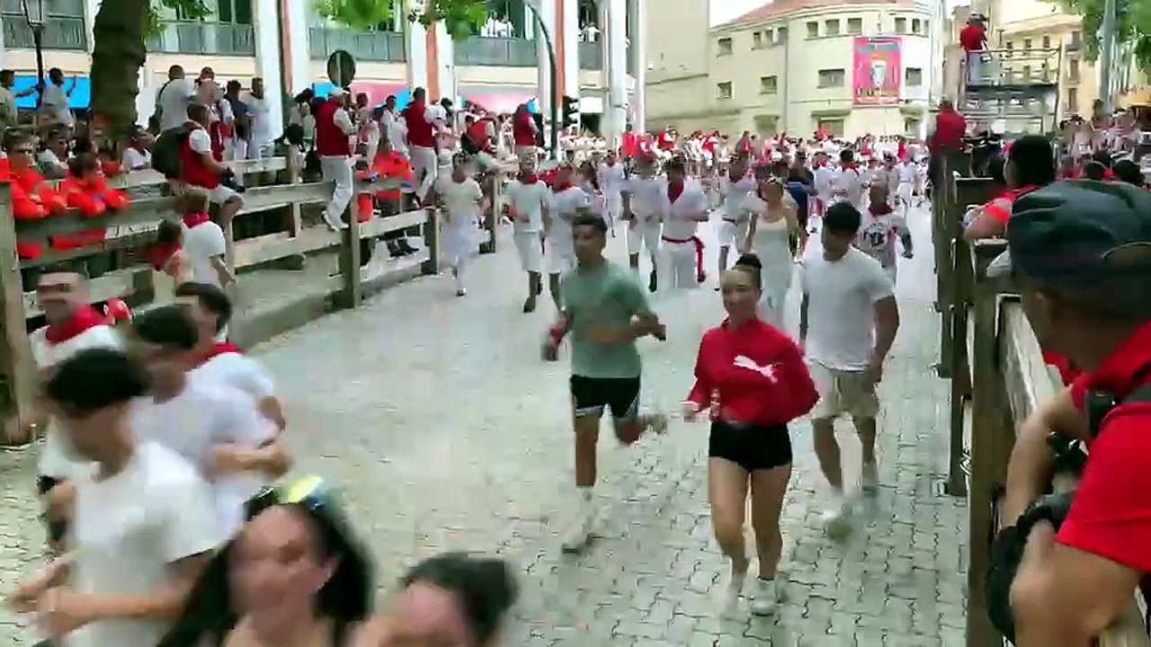 El encierro de los 'valientes' en San Fermín el 10 de julio de 2026