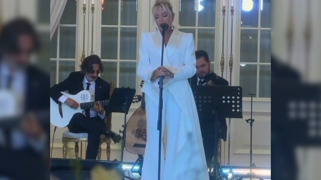 Fırst Lady'lerin yemeğide Ajda Pekkan Konseri