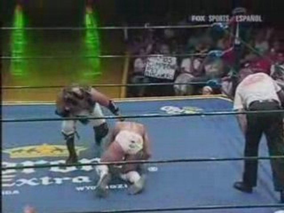 Rey Bucanero vs Alex Koslov