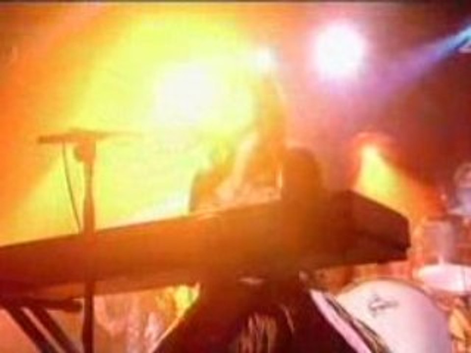 Kate Nash - Foundations (London Live 2007)