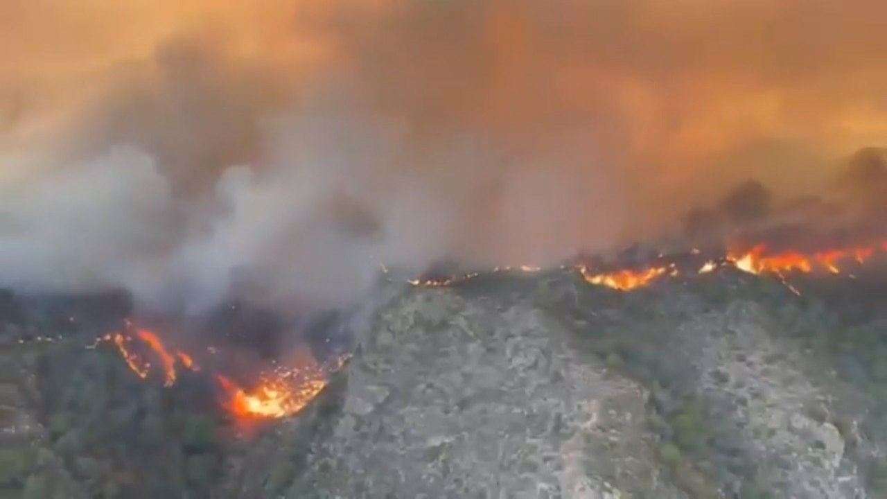 El incendio forestal de Los Gallardos (Almería) ya es el más grave de la historia de Andalucía
