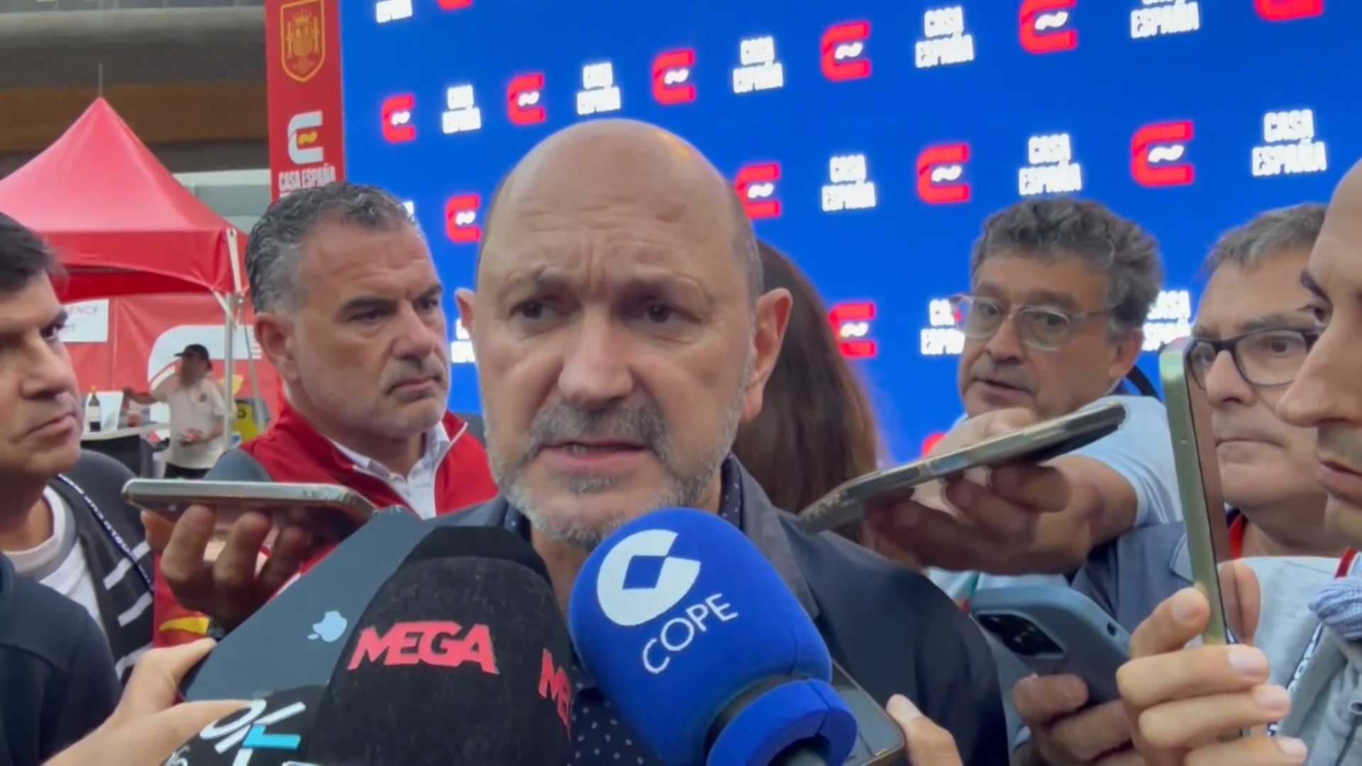 Louzán evita pronunciarse sobre la final del Mundial 2030: "Faltan muchos meses para tomar esa decisión"