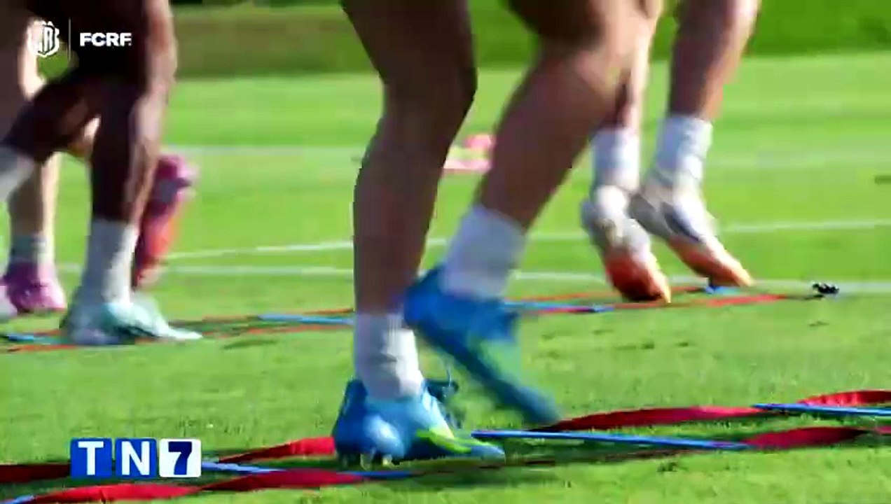 td7-seleccion-femenina-compartio-con-aficionados-170426 [Full Movie]