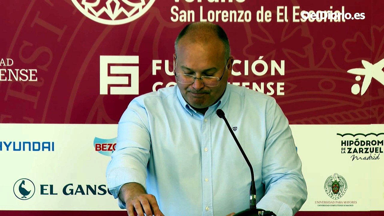 Tellado politiza ya el incendio de Almería: "España necesita un Gobierno centrado en la gestión"