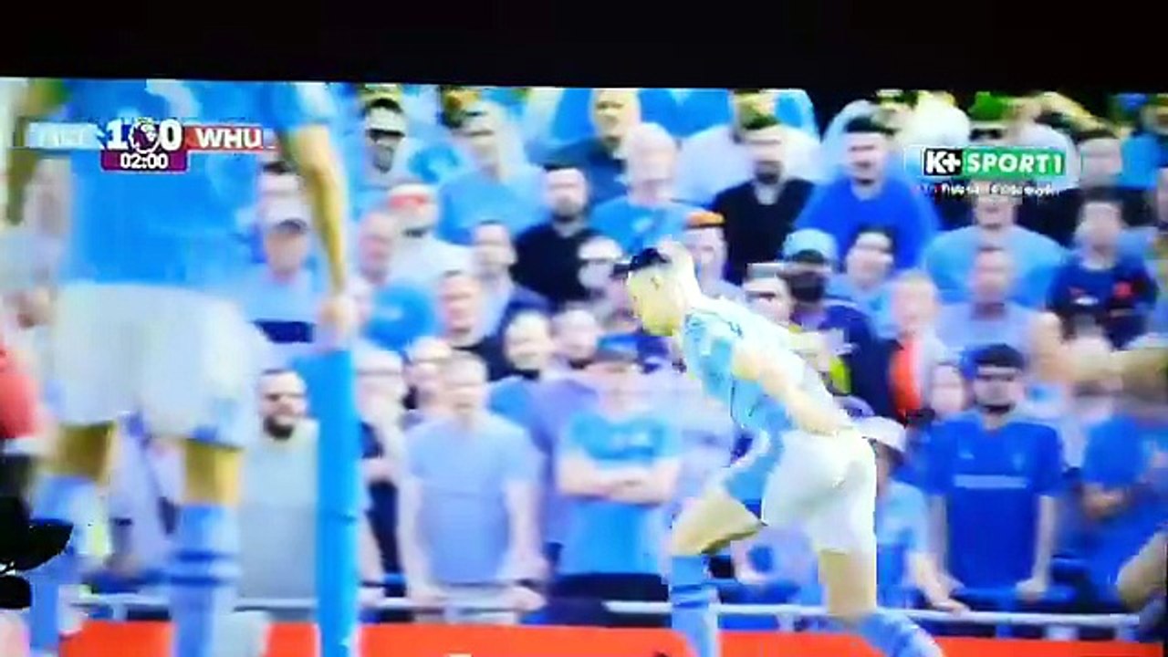 Xem Lại Bàn Thắng mở tỉ số của Phil Foden trong Trận Đấu Vòng Đấu Cuối Cùng gặp West Ham
