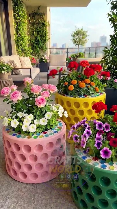 Rusted Rolls-Royce to Showroom + Abandoned Bunker Home + Rusty GMC Van Camper + Heart-Shaped Watermelons + DIY Paper Cup Planters 🌟 Epic Transformations