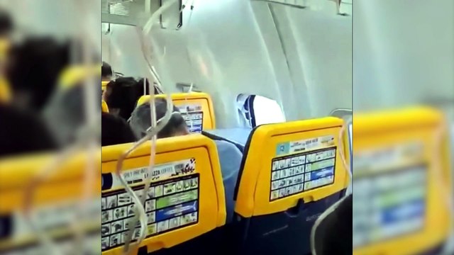 Ventanilla de avión de Ryanair se desprendió en vuelo, obligando a aterrizaje de emergencia