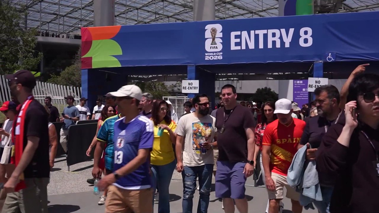 LOCURA ESPAÑOLA en LOS ÁNGELES: la ciudad llena de ESPAÑOLES tras el pase a SEMIFINALES