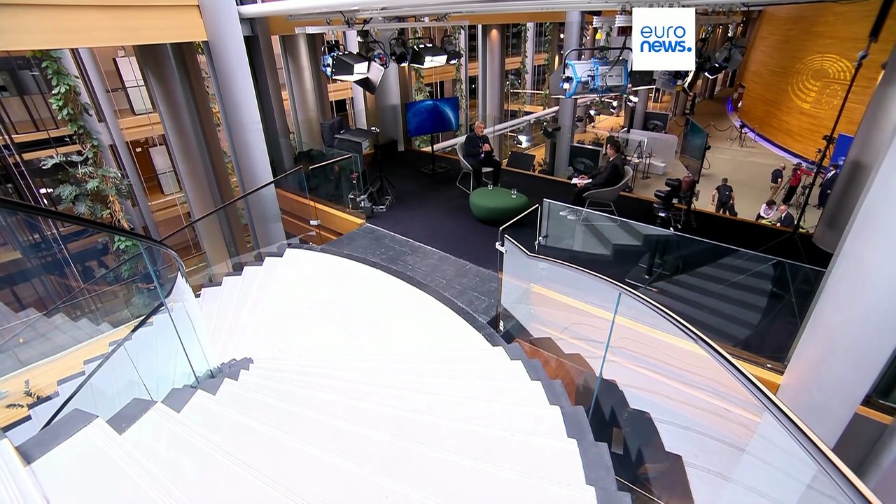 Φουρλάς στο euronews: «Όπλο πολέμου ο βιασμός κ...