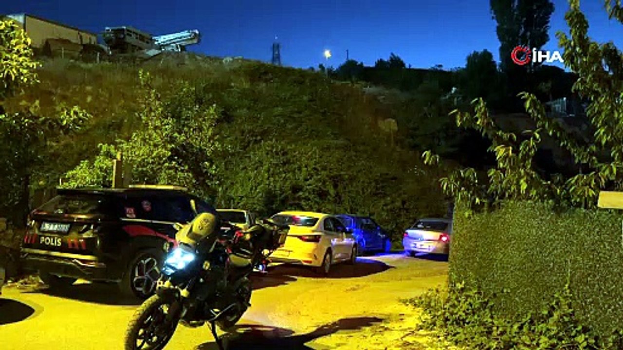 Eski eşini ve çocuğunu pompalı tüfekle öldürüp intihar etti