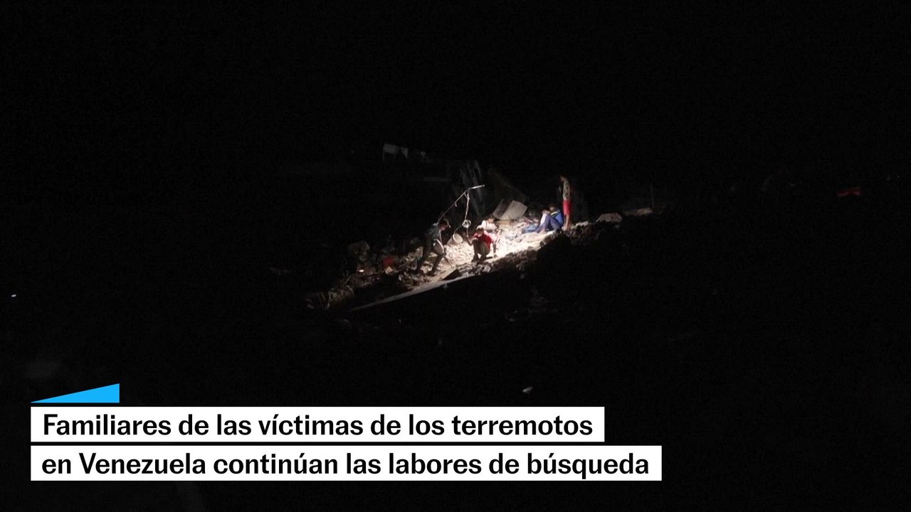 Familias siguen buscando a sus muertos en los escombros en Venezuela