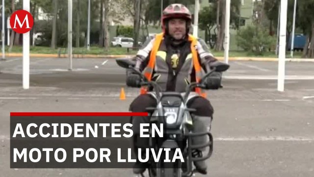En CdMx lluvia provoca 43 accidentes diarios de motociclistas, conoce cómo prevenirlos