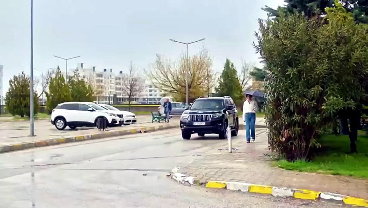 مسلسل المدينة البعيدة 2 الحلقة 292 مدبلجة