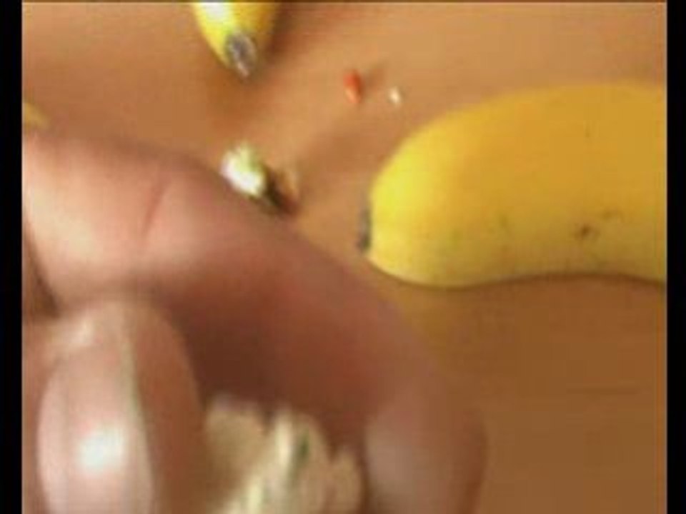INCROYABLE   les dangers d'une banane!