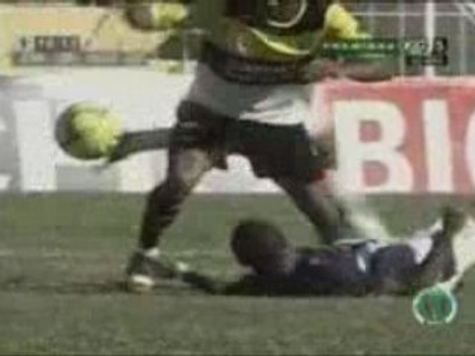 Jefferson Ofensive Midfielder