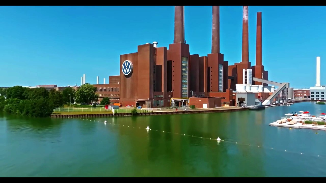 VOLKSWAGEN EN PLEINE CRISE : LE GÉANT ALLEMAND...