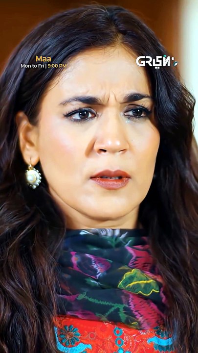 Shukar Karo Izzat Bach Gayi #shorts #shortsfeed #maa #ainaasif #pakistanidrama #greentv
