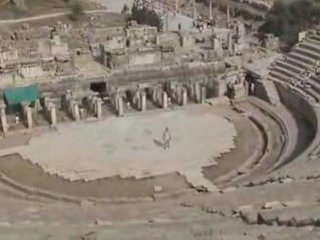 A Ephèse, Gwenaële triomphe devant 2000 ans d'histoire
