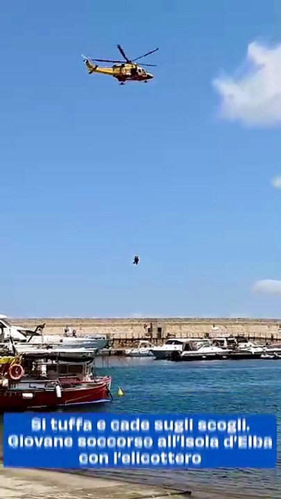 Si tuffa e cade sugli scogli. Giovane soccorso all’Isola d’Elba con l’elicottero