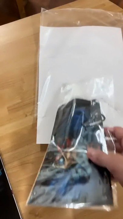 Unboxing the Iron Maiden 'Eddfest' Metal Hammer Special!